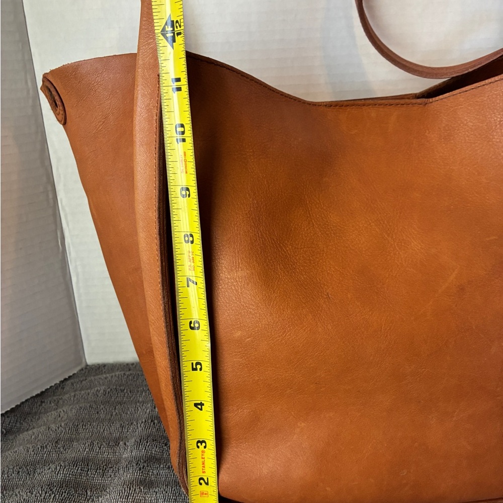 Madewell Tan Leather Tote Bag - Picture 2 of 9